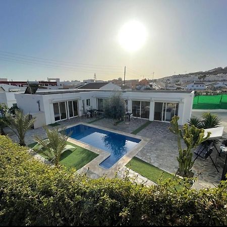 Private Pool In Villa Near The Beach Torre de Benagalbon Exterior photo